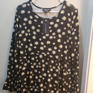 ASOS Maternity Bell Sleeve Daisy Dress NWT